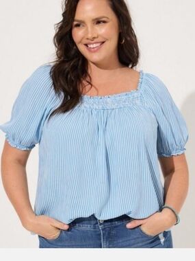 torrid Washable Gauze Smocked Yoke Top Puff Sleeve 3x Square-Neck Blouse Coastal